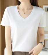 Camiseta Básica Feminina em Algodão Modal e Seda com toque macio, durável, e caimento perfeito.